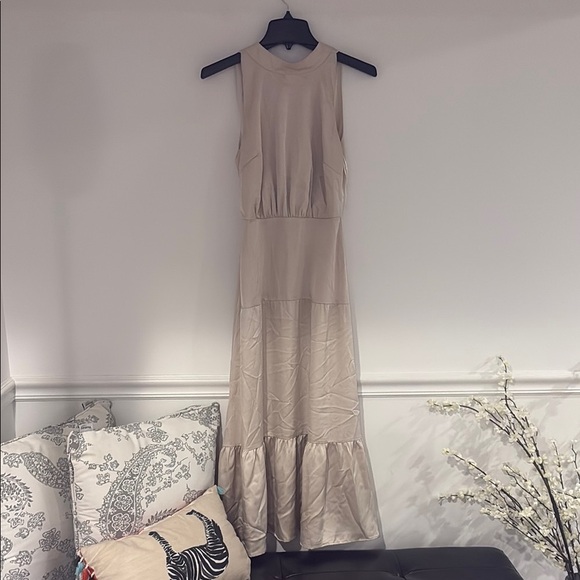 Sam Edelman Dresses & Skirts - Sam Edelman Cream Sleeveless Maxi Dress